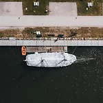 Oe Seaside & 4* Kuressaare