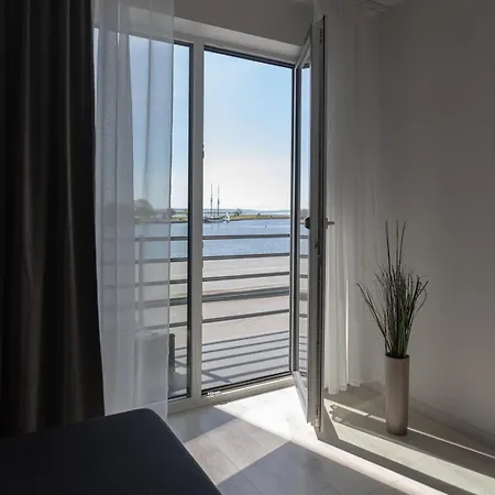 Oe Seaside & Aparthotel *