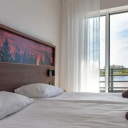 Oe Seaside & Aparthotel