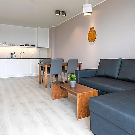 Oe Seaside & Aparthotel
