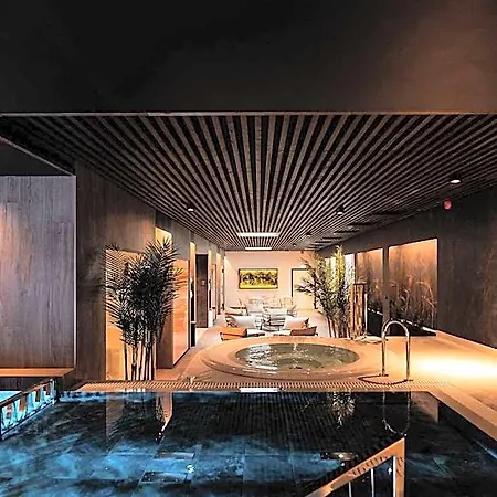 Oe Seaside & Aparthotel 4*