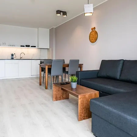 Oe Seaside & Aparthotel 4*