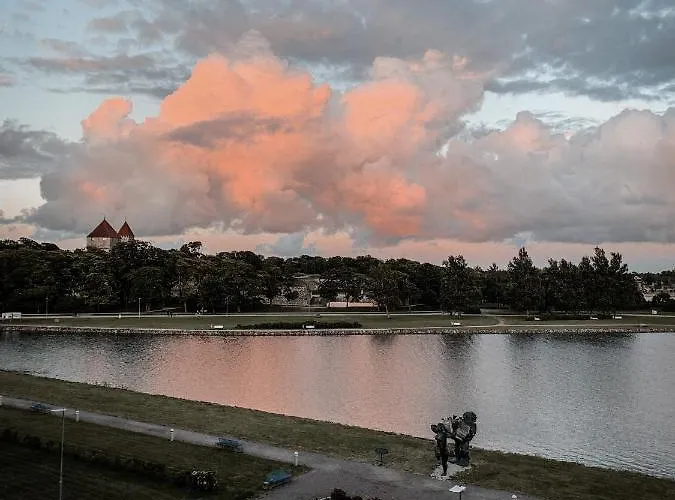 Apart-hotel Oe Seaside & 4*