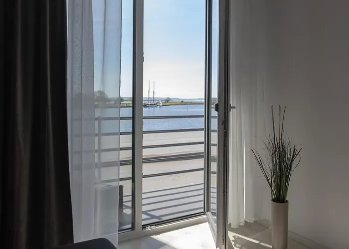 Oe Seaside & Aparthotel 4*