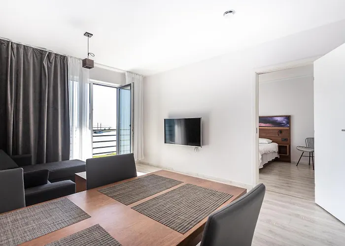 Oe Seaside & 4* Kuressaare