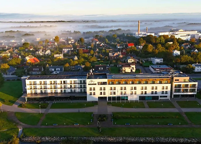 Oe Seaside & Aparthotel 4*