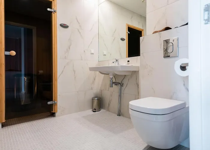 Oe Seaside & Aparthotel 4*